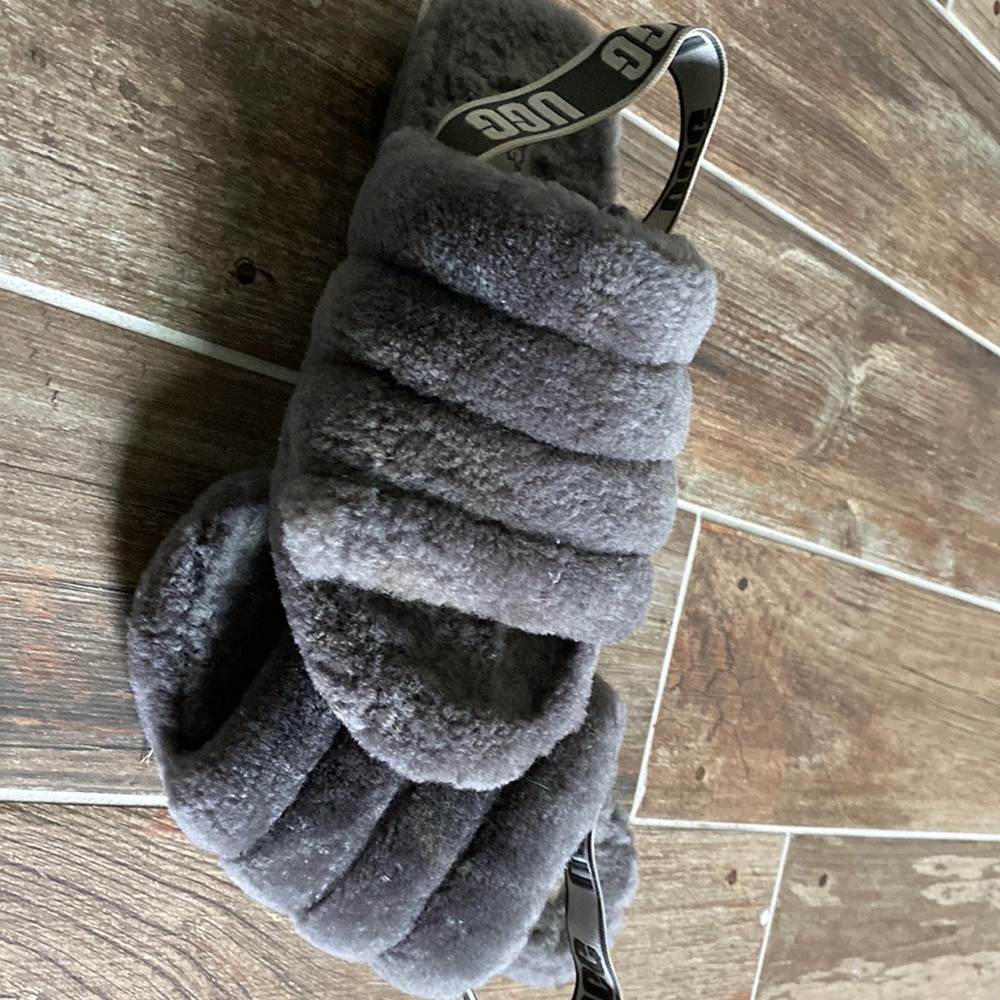 UGG FLUFF YEAH SLIDES